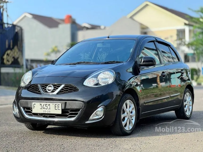 2013 Nissan March XS Hatchback