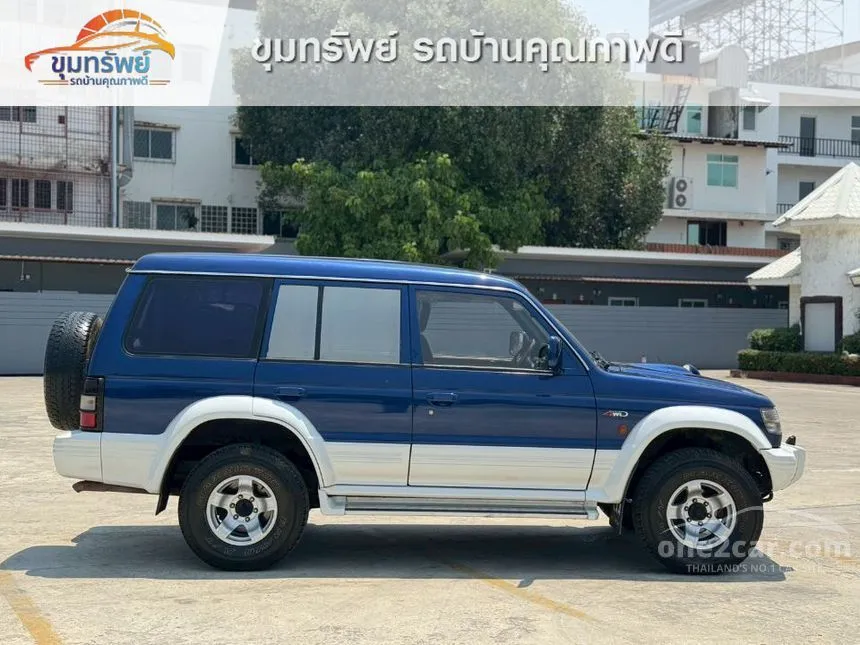 1995 Mitsubishi PAJERO GLS SUV