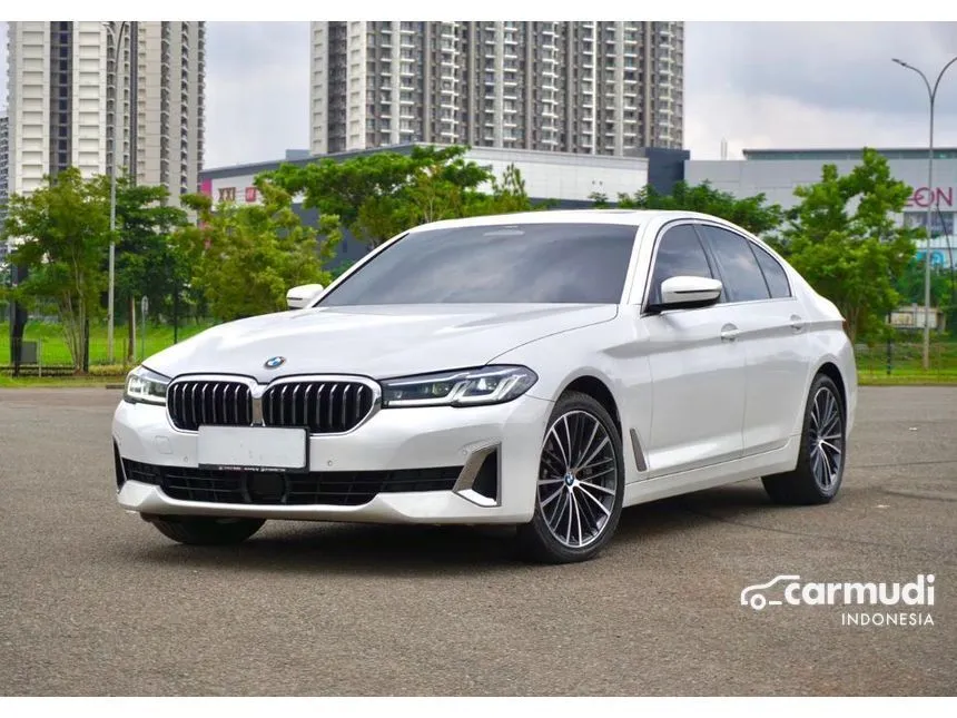 2022 BMW 530i M Sport Sedan