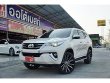 2018 Toyota Fortuner 2.4 (ปี 15-18) V SUV