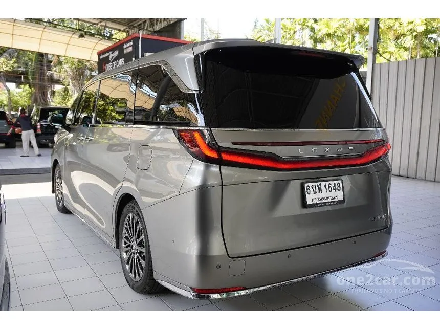 2024 Lexus LM350h Executive (7-Seater) Van