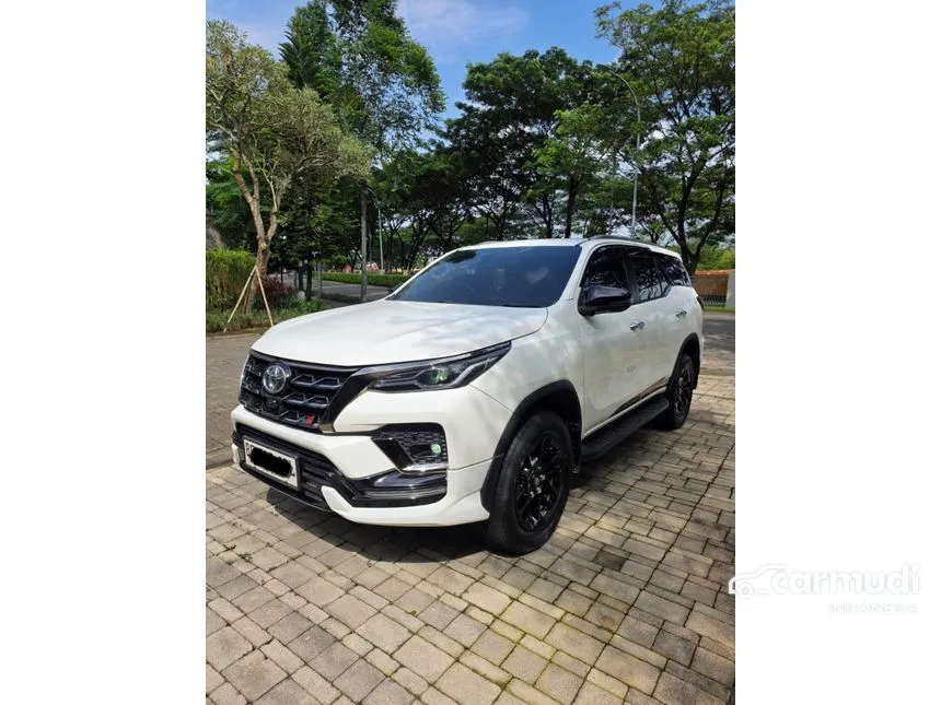 2022 Toyota Fortuner GR Sport 4X2 SUV