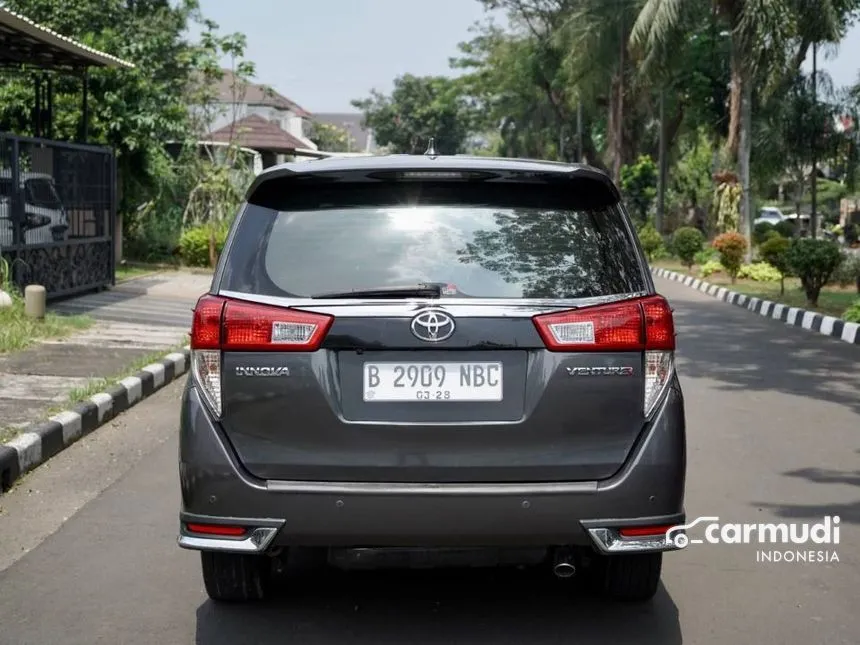 2018 Toyota Kijang Innova Venturer MPV