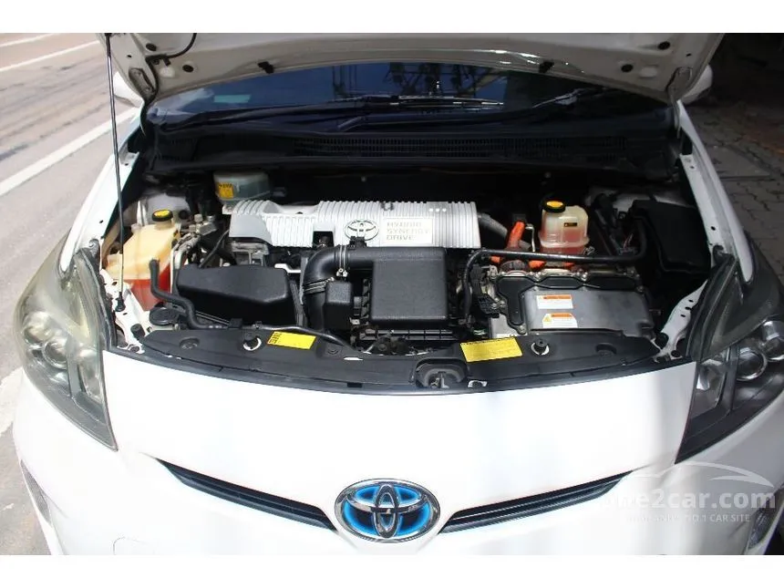 2012 Toyota Prius TRD Sportivo Hatchback