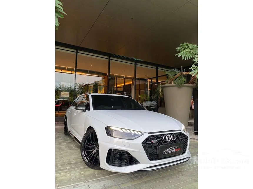 Jual Mobil Audi RS4 2022 TFSI Quattro Avant 2.9 di Banten Automatic Wagon Putih Rp 2.250.000.000