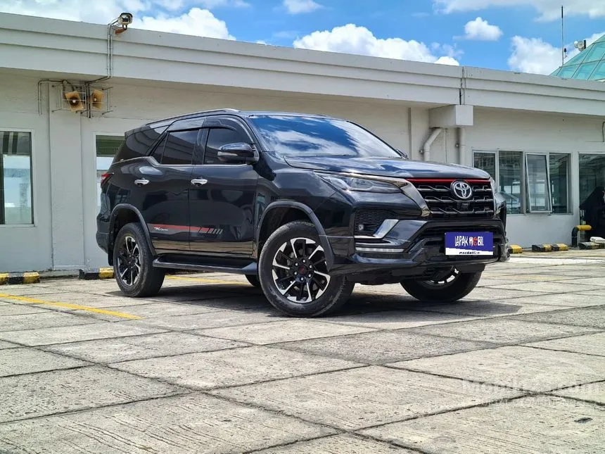 Jual Mobil Toyota Fortuner 2021 TRD 2.4 di DKI Jakarta Automatic SUV Hitam Rp 440.000.000
