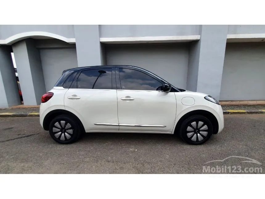 2025 Wuling Binguo EV Pro Hatchback