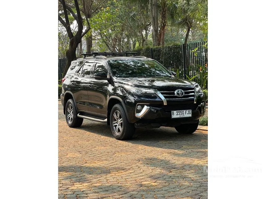 Jual Mobil Toyota Fortuner 2019 G 2.4 di Banten Automatic SUV Hitam Rp 355.000.000