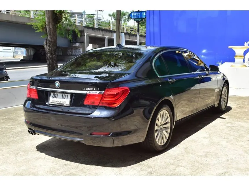 2010 BMW 730Li Sedan