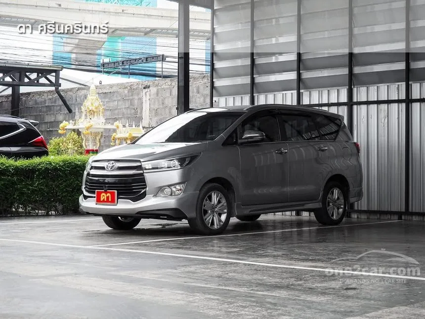2019 Toyota INNOVA Crysta V Wagon
