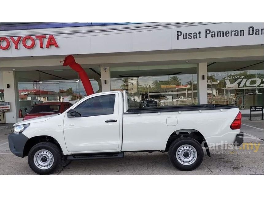 Toyota Hilux 2020 Standard 2.4 in Sabah Manual Pickup Truck White for ...