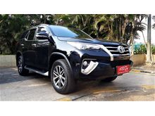 Toyota Fortuner VRZ Diesel 2.4 AT 2017 Hitam 4x2 - Service Record - Sangat Terawat - Tangan 1 - Kredit Bisa Dibantu