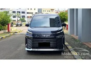 2023 Toyota Voxy 2.0 (Premium Color) MPV