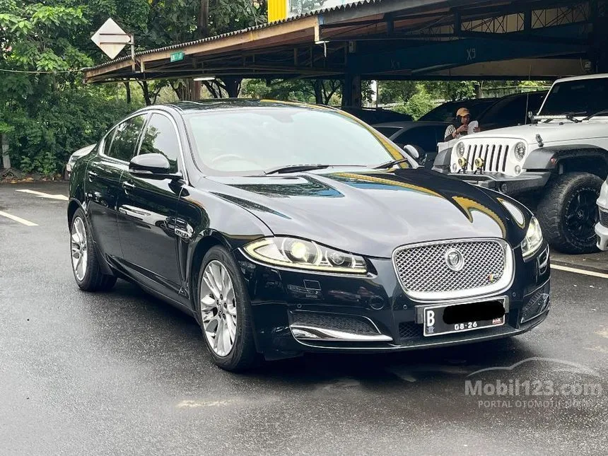 2011 Jaguar XF V6 Sedan