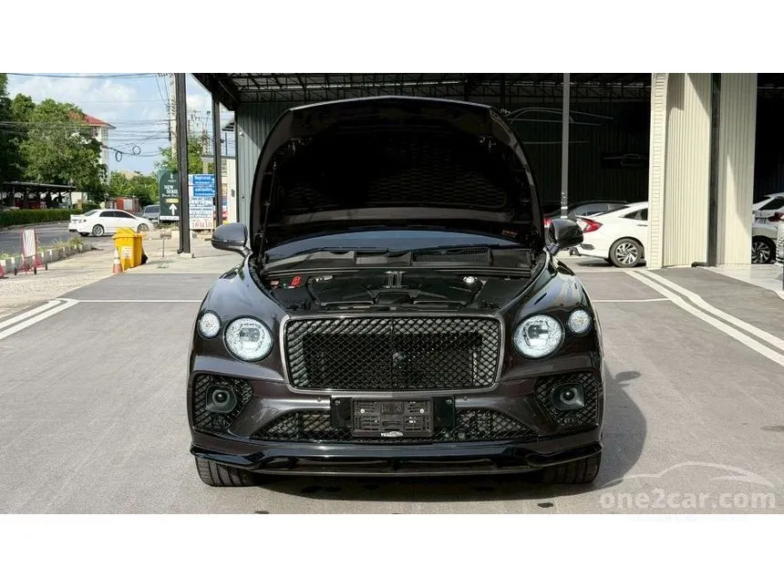 2022 Bentley Bentayga Hybrid SUV