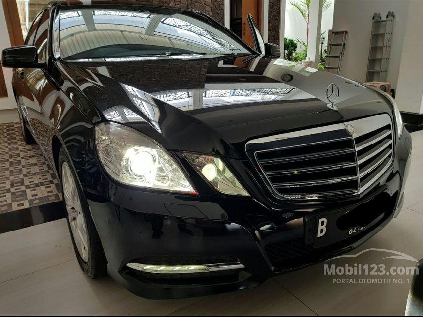 Jual Mobil Mercedes-Benz E300 2011 Avantgarde AMG 3.0 di Jual Mobil Mercedes-Benz E300 2011 Avantgarde AMG 3.0 di