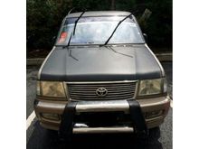 2002 Toyota Unser 1.8 GLi MPV
