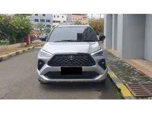 2023 Toyota Yaris Cross 1.5 S HV with GR Parts Aero Pkg SUV silver km 3 ribuan