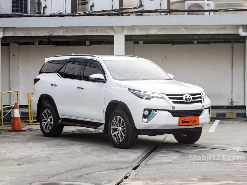 2019 Toyota Fortuner VRZ 4X2 SUV