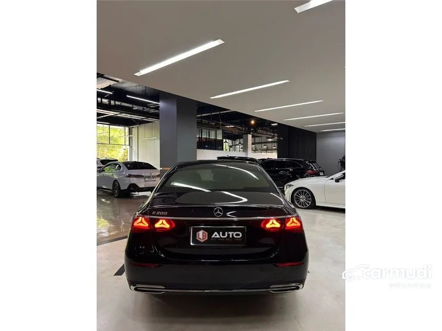 2024 Mercedes-Benz E200 Exclusive Line Sedan