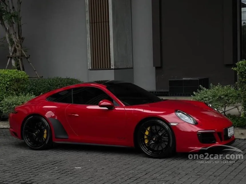 Porsche 911 Gts 2018null