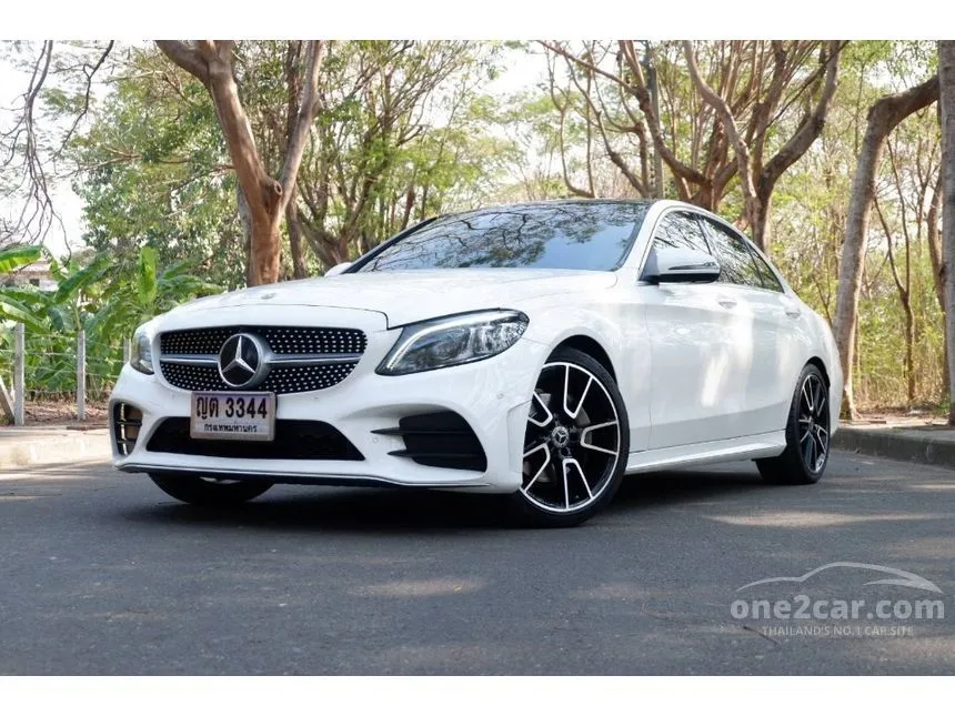 2019 Mercedes-Benz C220 d AMG Dynamic Sedan