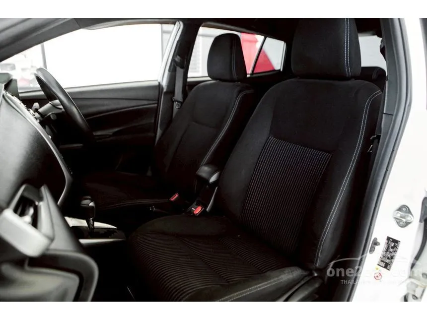 2018 Toyota YARIS E Hatchback