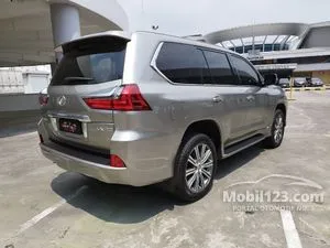 2016 Lexus LX 570 5.7 SUV