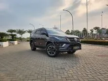 2021 Toyota Fortuner 2.4 VRZ TRD 4X2 SUV . TERMURAH LOW KM. SIAP PAKAI. PAJAK PANJANG. TANGAN PERTAMA