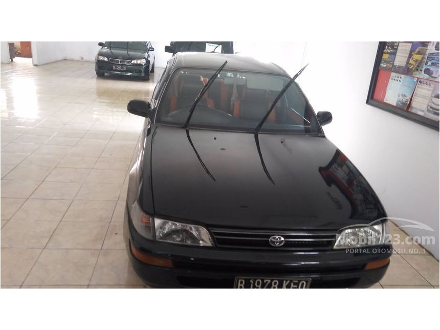 Jual Mobil  Toyota  Corolla  1992  1 6 di Jawa Barat Automatic 