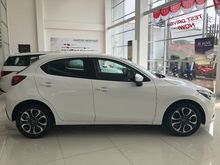 Mazda 2 1.5 R Hatchback NIK 2018 The best deal