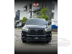 2022 Toyota Kijang Innova 2.4 Venturer MPV