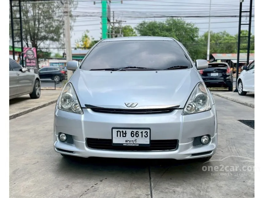 2004 Toyota WISH Q Wagon