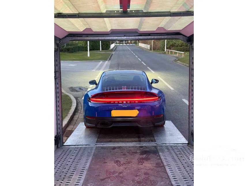 2025 Porsche 911 Carrera Coupe