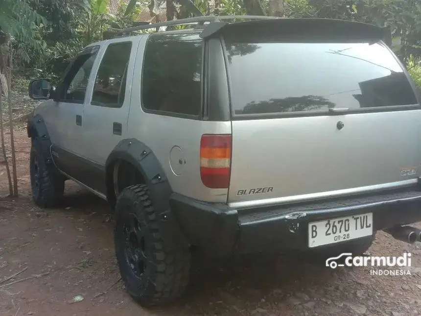 2002 Opel Blazer Montera LN SUV