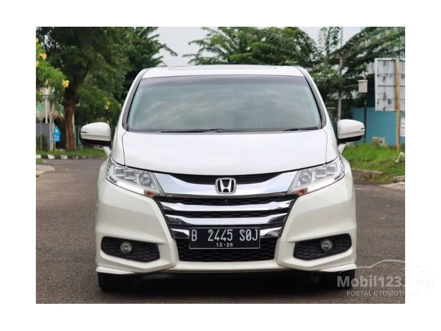 Jual Mobil Honda Odyssey 2016 Prestige 2.4 2.4 di Banten Automatic MPV Putih Rp 325.000.000