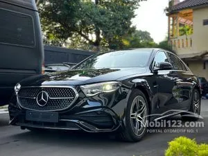 2025 Mercedes-Benz E300 2.0 AMG Line Sedan