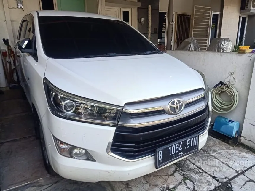 Jual Mobil Toyota Kijang Innova 2017 Q 2.0 di Banten Automatic MPV Putih Rp 243.000.000