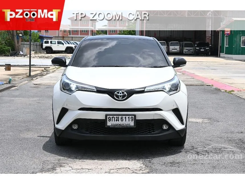 2019 Toyota C-HR Mid SUV