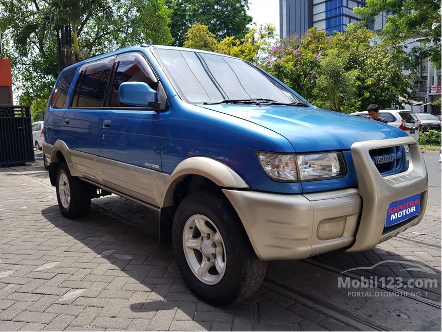 Jual Mobil  Isuzu  Panther  2004 TOURING  2 5 di Jawa  Timur  