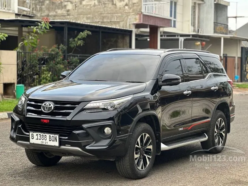2019 Toyota Fortuner VRZ TRD 4X2 SUV