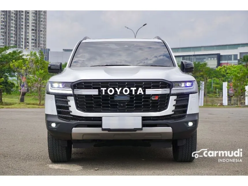 2024 Toyota Land Cruiser 300 GR-S SUV