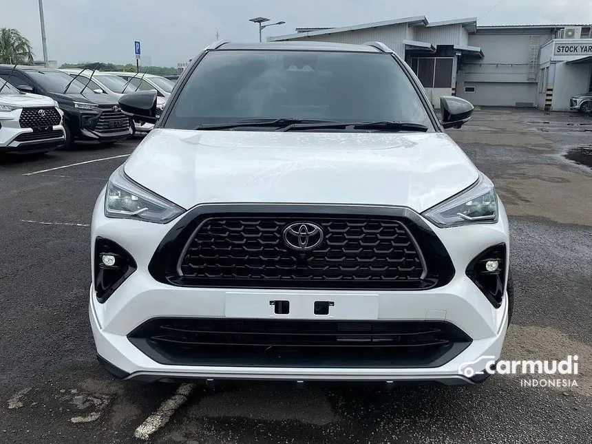 2025 Toyota Yaris Cross S HV with GR Parts Aero Pkg(Prem Clr) SUV