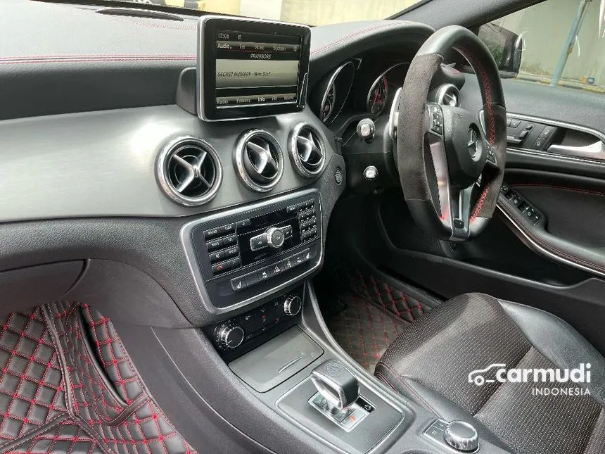 2015 Mercedes-Benz AMG GLA45 SUV