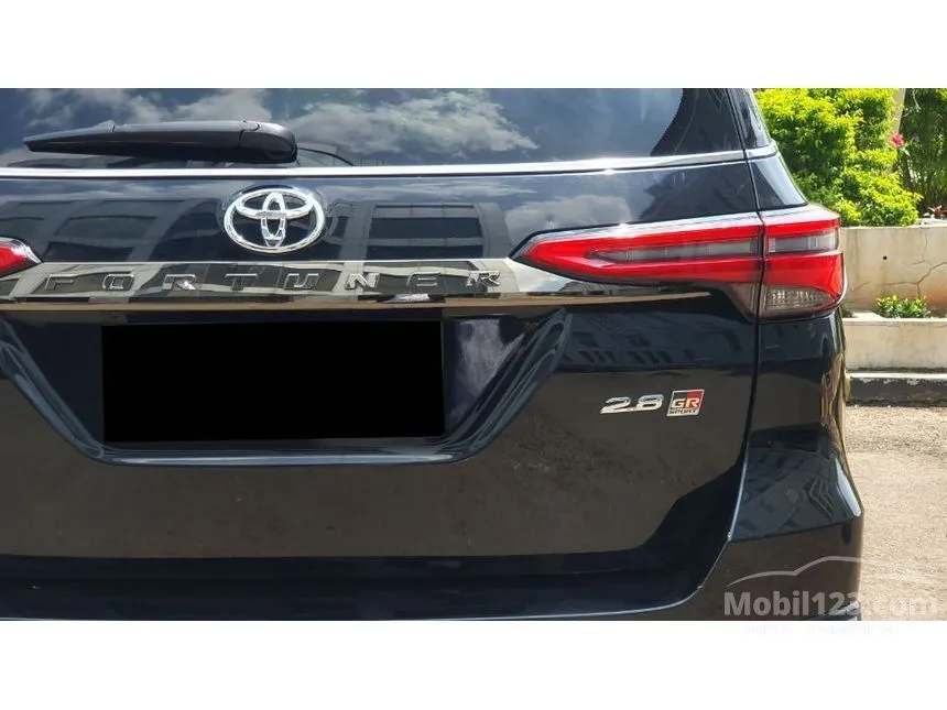 2022 Toyota Fortuner GR Sport 4X2 SUV