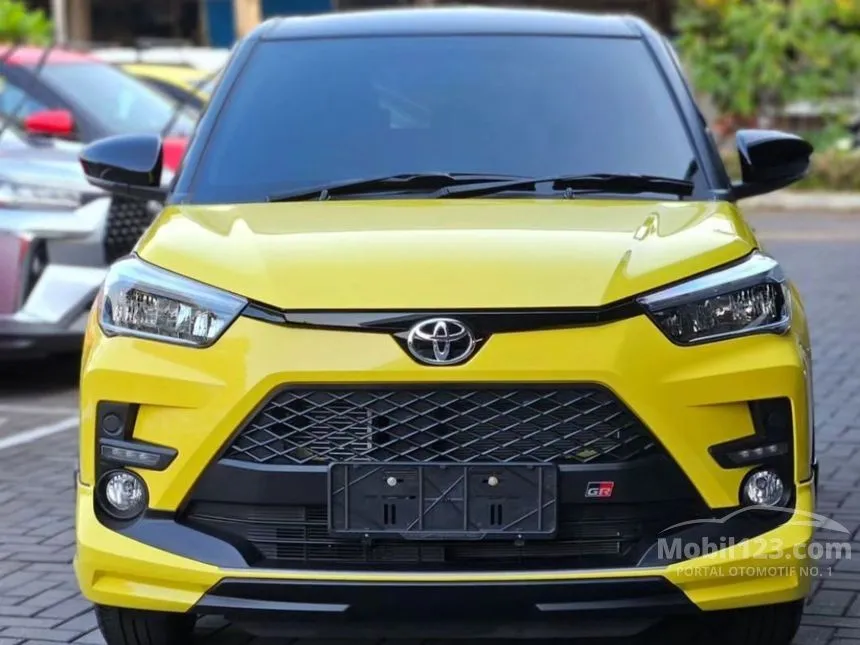 Jual Mobil Toyota Raize 2024 GR Sport 1.0 di Jawa Barat Automatic Wagon Kuning Rp 265.000.000