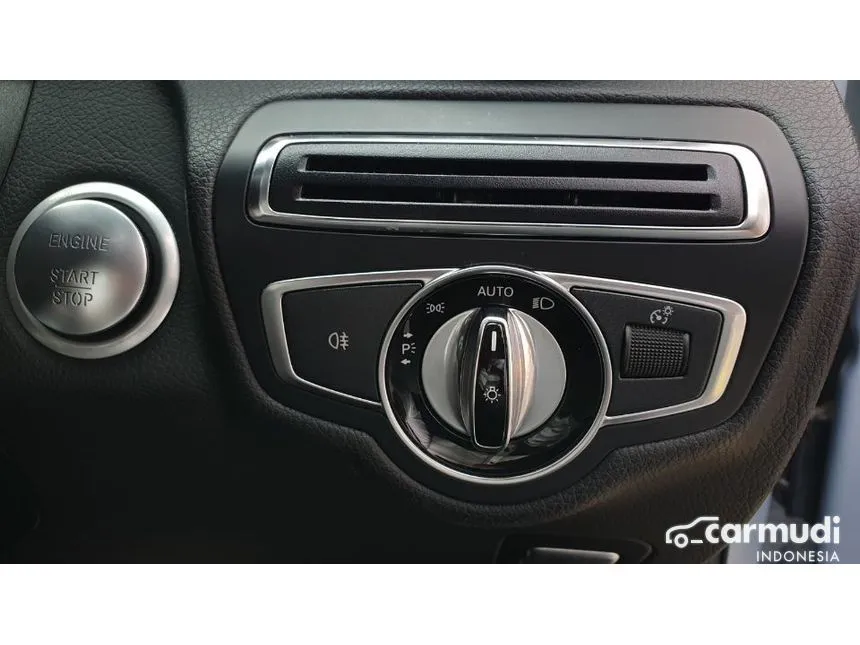 2015 Mercedes-Benz C200 Avantgarde CKD Sedan