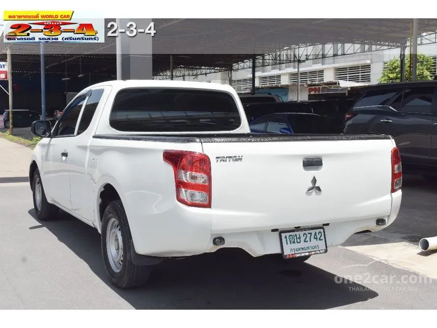 2016 Mitsubishi TRITON GL Mega Cab Pickup