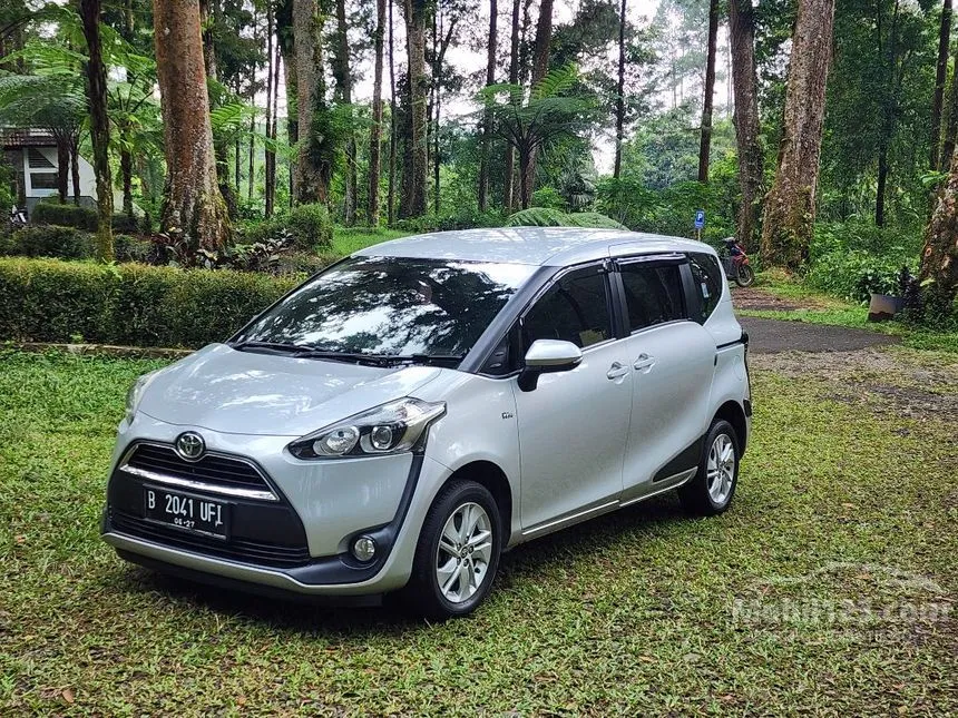 Jual Mobil Toyota Sienta 2017 G 1.5 di Jawa Tengah Manual MPV Silver Rp 137.000.000