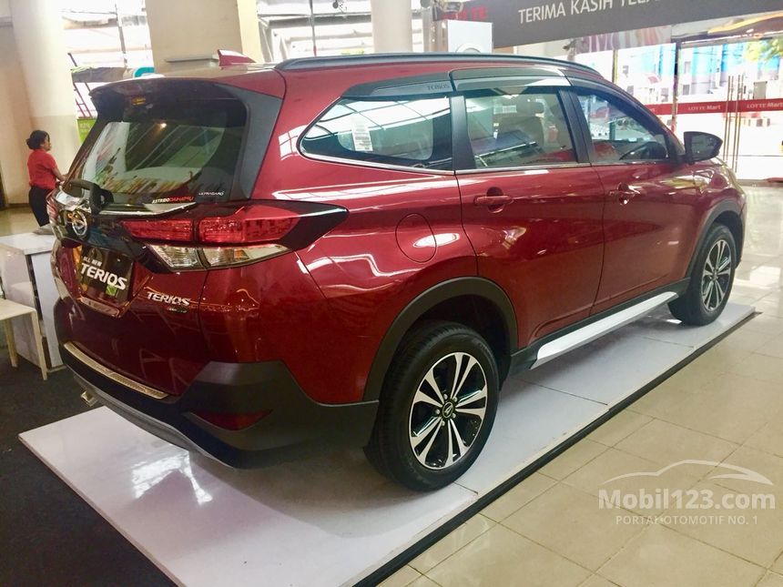 Jual Mobil Daihatsu Terios 2018 R Deluxe 1.5 di DKI Jual Mobil Daihatsu Terios 2018 R Deluxe 1.5 di DKI